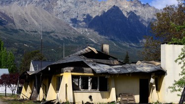 El incendio que afectó el Club Andino de El Bolsón fue intencional. Foto: archivo 