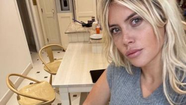 La rubia tuvo una violenta reacción en Twitter, en medio del escándalo con Icardi.-