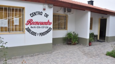 Este martes por la tarde se vacunará a chicos de 3 a 11 años en el Centro de Jubilados Reencuentro. (Foto Néstor Salas)
