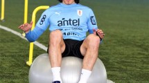 Imagen de Uruguay recupera a Suárez, Cavani y De la Cruz para la triple fecha de las Eliminatorias
