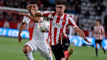 El Tuti y otra importante actuación contra el mejor equipo del fútbol argentino. Foto: prensa Estudiantes 