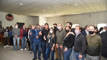 El jefe comunal dejó en funciones a colaboradores del exintendente Horacio Quiroga y ahora manifestaron su apoyo a la lista que encabeza Dominguez (Gentileza prensa MPN)