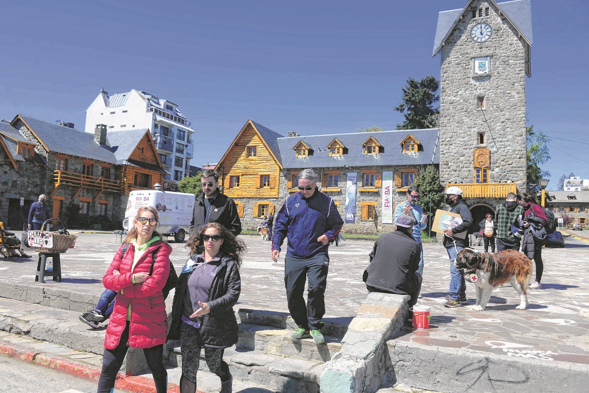 El turismo se siente en las calles de Bariloche. Foto: Chino Leiva