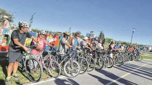 Sin actos masivos, cierres con reuniones y bicicleteadas para la elección en Neuquén