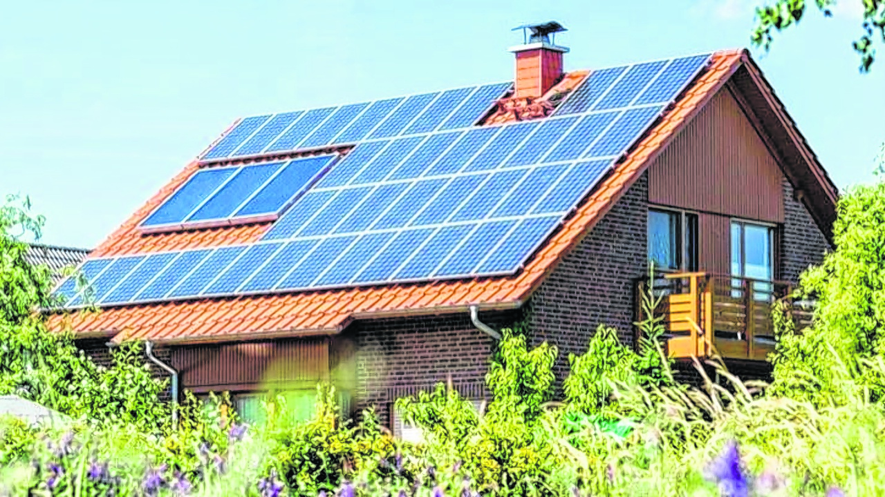 Los paneles solares en los techos son la principal demanda de los usuarios residenciales.