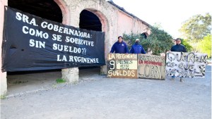 Trabajadores de La Reginense reclaman el pago de sueldos adeudados hace 9 meses