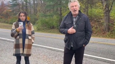 El actor y su esposa Hilaria, hoy en Vermont.