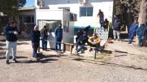 Imagen de Trabajadores del EPAS denunciaron que se arrojan líquidos sin tratar al Limay