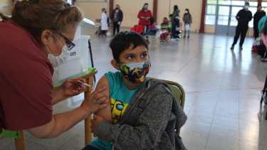 En la primera semana se vacunó a casi una quinta parte de la población de menores de 3 a 11 años. 