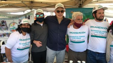 El ministro Julián Domínguez visitó el espacio de los productores rionegrinos en la feria de Tecnópolis. Gentileza