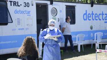 Ante el ingreso de la variante Delta recomiendan realizar testeos ante síntomas compatibles con Covid- 19 (Foto: Florencia Salto)