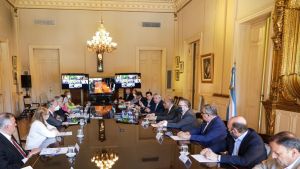El presidente Fernández se reúne con gobernadores tras la caída del Presupuesto