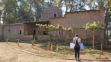 El recorrido será solo por el predio exterior. A la torra no se pude ingresar. (FOTOS: Florencia Salto)