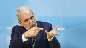 Avión venezolano: Aníbal Fernández contradice a Paraguay y dice que no hay vínculo con grupos terroristas