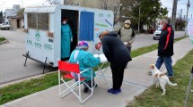 Imagen de Nueva campaña de vacunación en barrios de Viedma