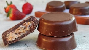 La receta express: bombones de granola y frutilla