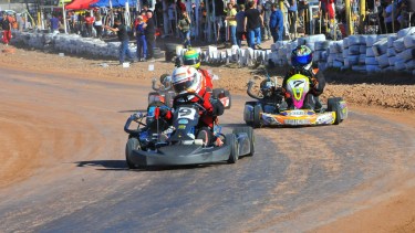 El Karting con Caja se presenta en Fernández Oro