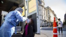 Imagen de Argentina se mantiene con bajo índice de positividad en consultas por coronavirus