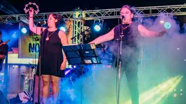 Torito Freak en sus pasos por la Fiesta de la Manzana. Foto archivo.