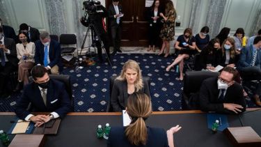 Haugen declaró en el Congreso y fue muy crítica con las políticas de Facebook.