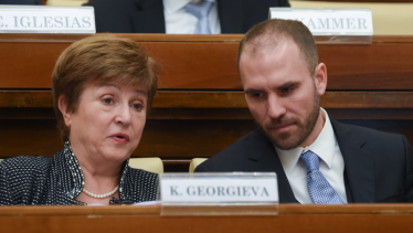 Guzmán continuará en Washington hasta este martes.-