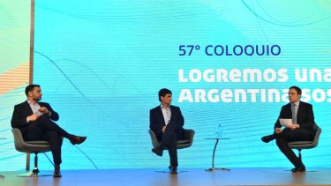 Álvarez Agis y Lacunza en IDEA participaron de un ping pong de preguntas. 