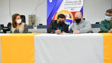 El miércoles se firmó el convenio entre el Ipross y la asociación de Pastores. Foto: Gentileza.