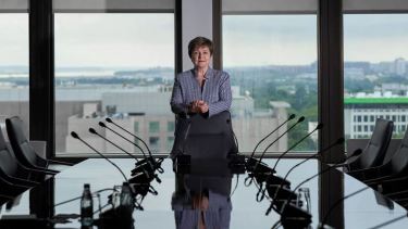 Kristalina Georgieva informó con rapidez el resultado de la reunión con Batakis. 