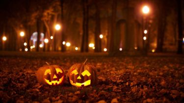 Las calabazas y los colores otoñales tienen que ver con el cierre de ciclo celebrado por irlandeses.-
