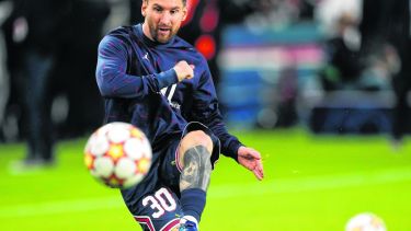 Messi se cruzará con Sampaoli en el clásico de Francia.