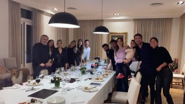 La estilista de Fabiola donará 200.000 pesos a un hospital.