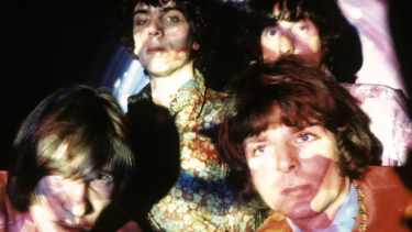 Lisérgicos: Barret y Mason, arriba; Waters y Wright, abajo.