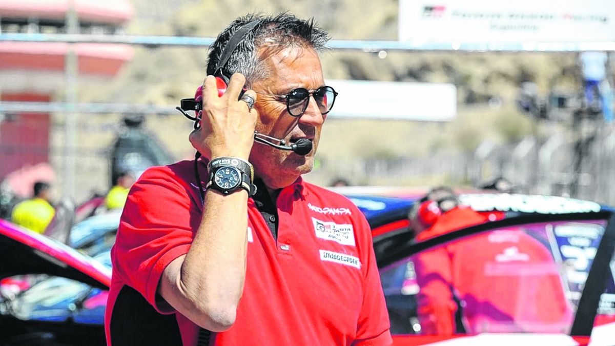 Raies sigue ligado al automovilismo desde que se sumó al equipo Toyota Gazoo Racing Argentina.