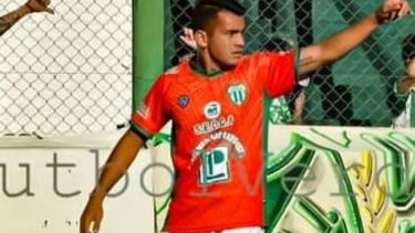 Brizuela es volante por izquierda y viene de jugar en Deportivo Laferrere. (Foto: Facebook Deportivo Roca)