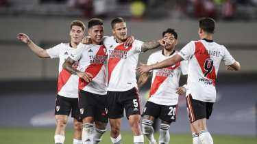 En River están con la calculadora en la mano