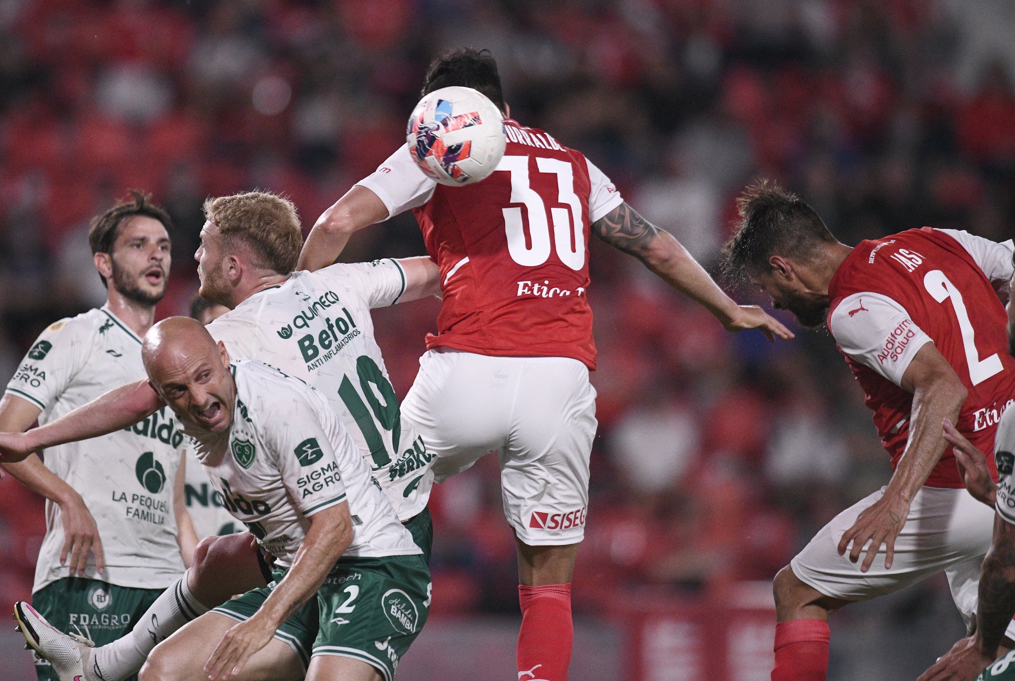 El Rojo y el Verde de Junín igualan en el Libertadores de América. 