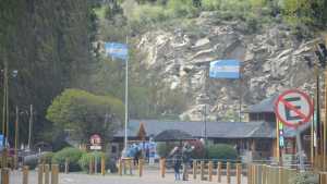Lanzan alerta por el viento en San Martín de los Andes 