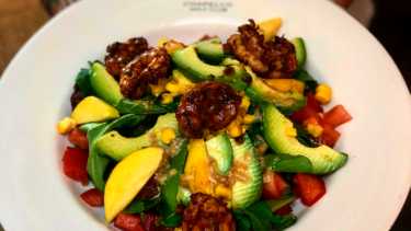 Esta cocinera justo un año atrás abría un restaurante en San Martín de los Andes y cuenta cómo le fue