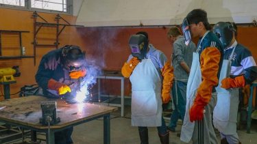 En mayo se lanzará la nueva convocatoria de formación en oficios. Foto: Archivo