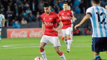 Gustavo Del Prete fue titular en Estudiantes de La Plata, que se mantiene cuarto con 25 puntos. 