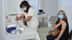 El vacunatorio de Regina funcionará con horario reducido este viernes