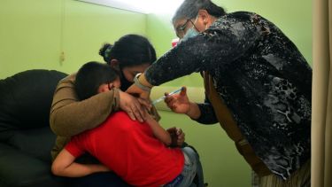 Sigue la vacunación para menores de 3 a 11 años. Foto: Marcelo Ochoa