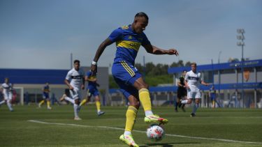 Sebastián Villa podría tener minutos en un partido fundamental para Boca en el semestre. 