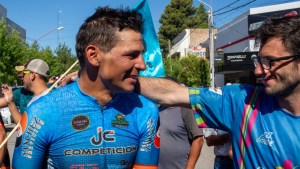 Juárez, de trabajar como repartidor a ser campeón de la Vuelta al Valle