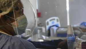 Por segundo día seguido hubo más de 2.000 casos de coronavirus en Argentina