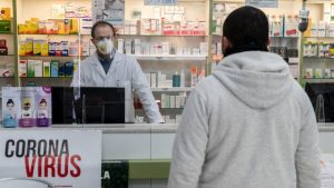Laboratorios aceptan congelar los precios de los medicamentos hasta enero