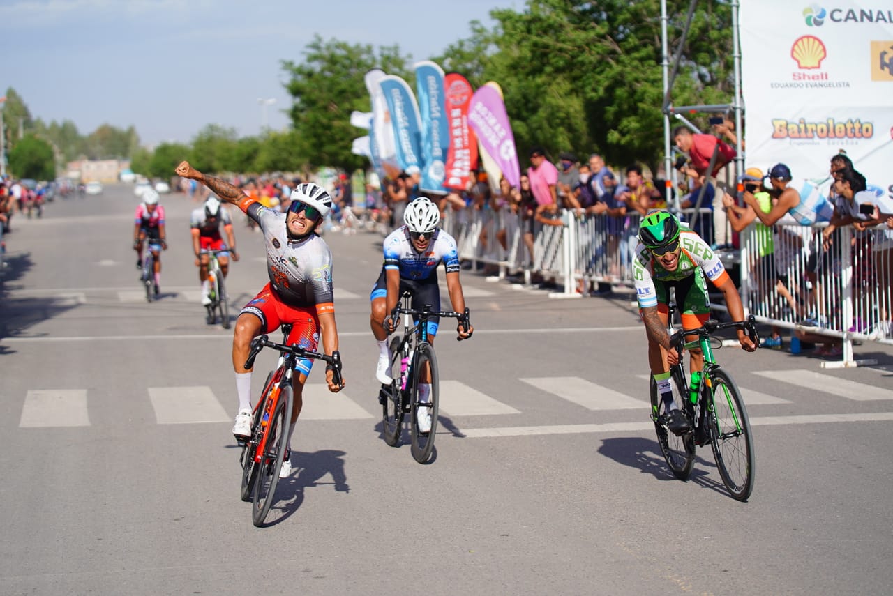 Nicolás Tivani logró un trabajado triunfo en Cutral Co. (Foto: Gentileza Carlos Mir)