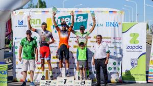 La tabla general mantiene la paridad en la Vuelta al Valle