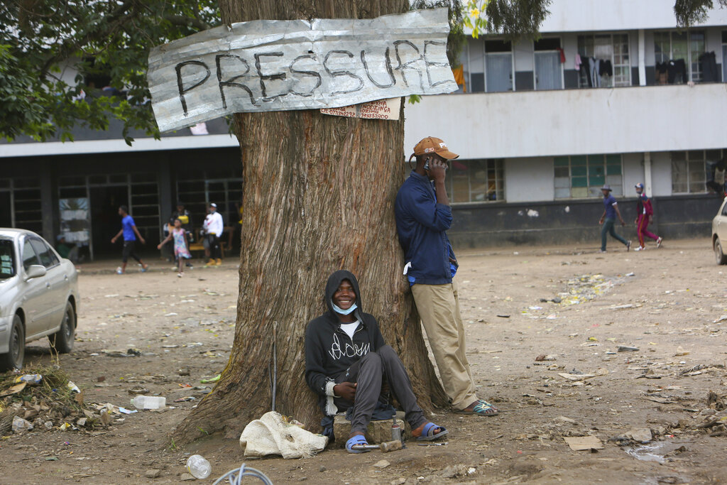 Apenas el 6% de la población de África recibió la inmunización completa contra el coronavirus. (Foto: AP/Tsvangirayi Mukwazhi)