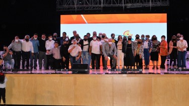 Cutral Co fueron 42 los agentes municipales que cumplieron 25 años (Foto: gentileza)